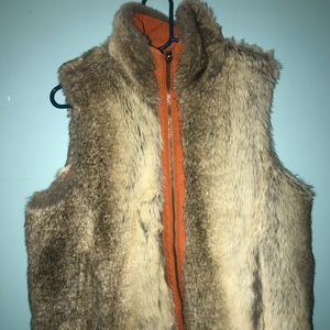 **AMAZING THRIFT FIND** Fur Vest